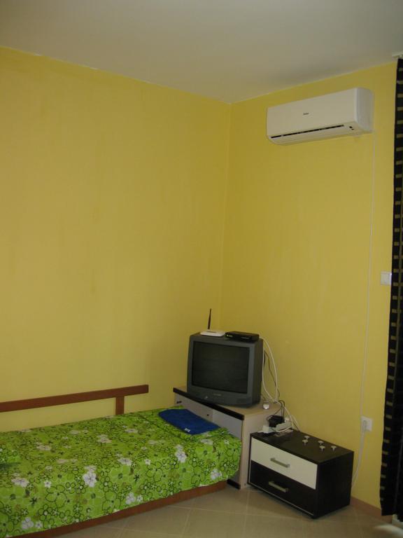 Apartment Nedyalkov Varna Exteriör bild