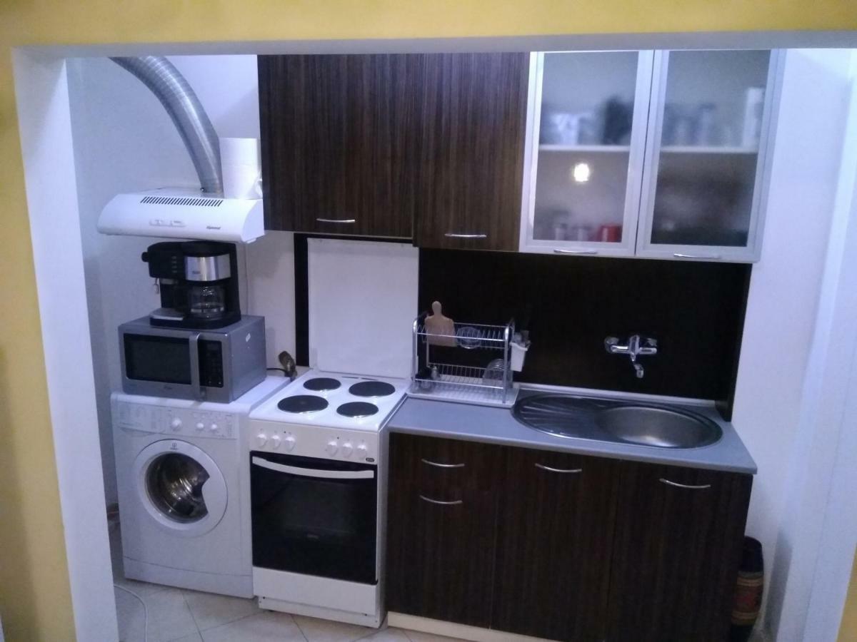 Apartment Nedyalkov Varna Exteriör bild