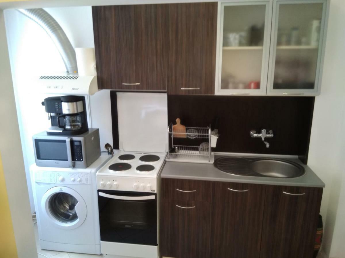 Apartment Nedyalkov Varna Exteriör bild